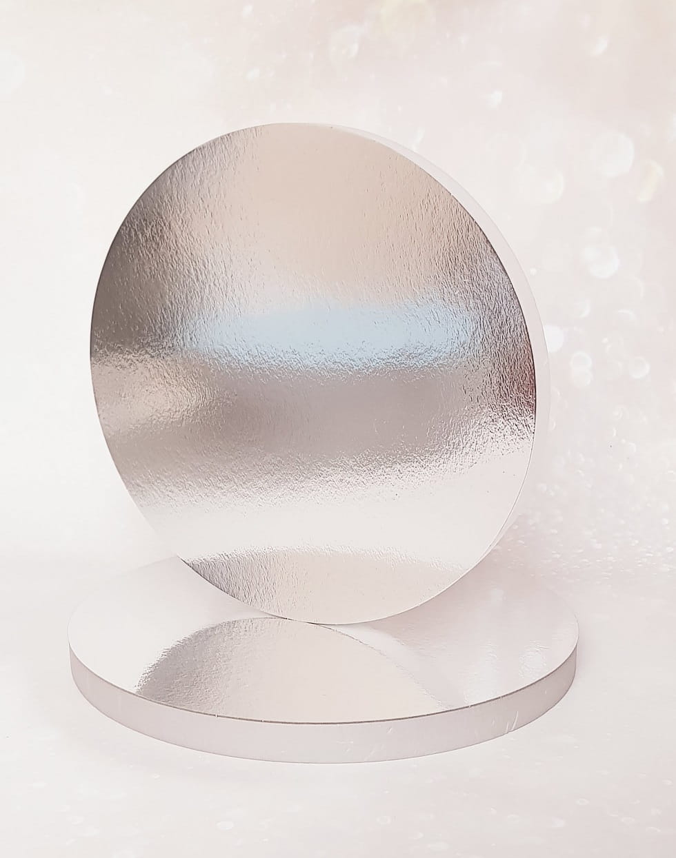 Srebrny podkład pod tort okrągły o wymiarze 26cm